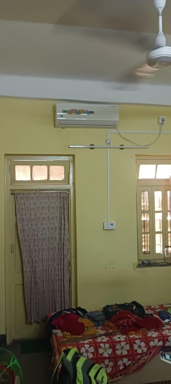 Additional hostel room view